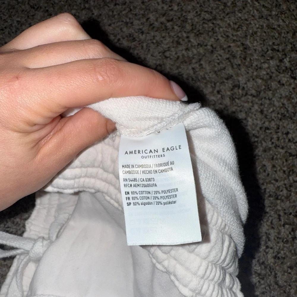 American Eagle Outfitters Cream Athletic Shorts - Picture 7 of 8